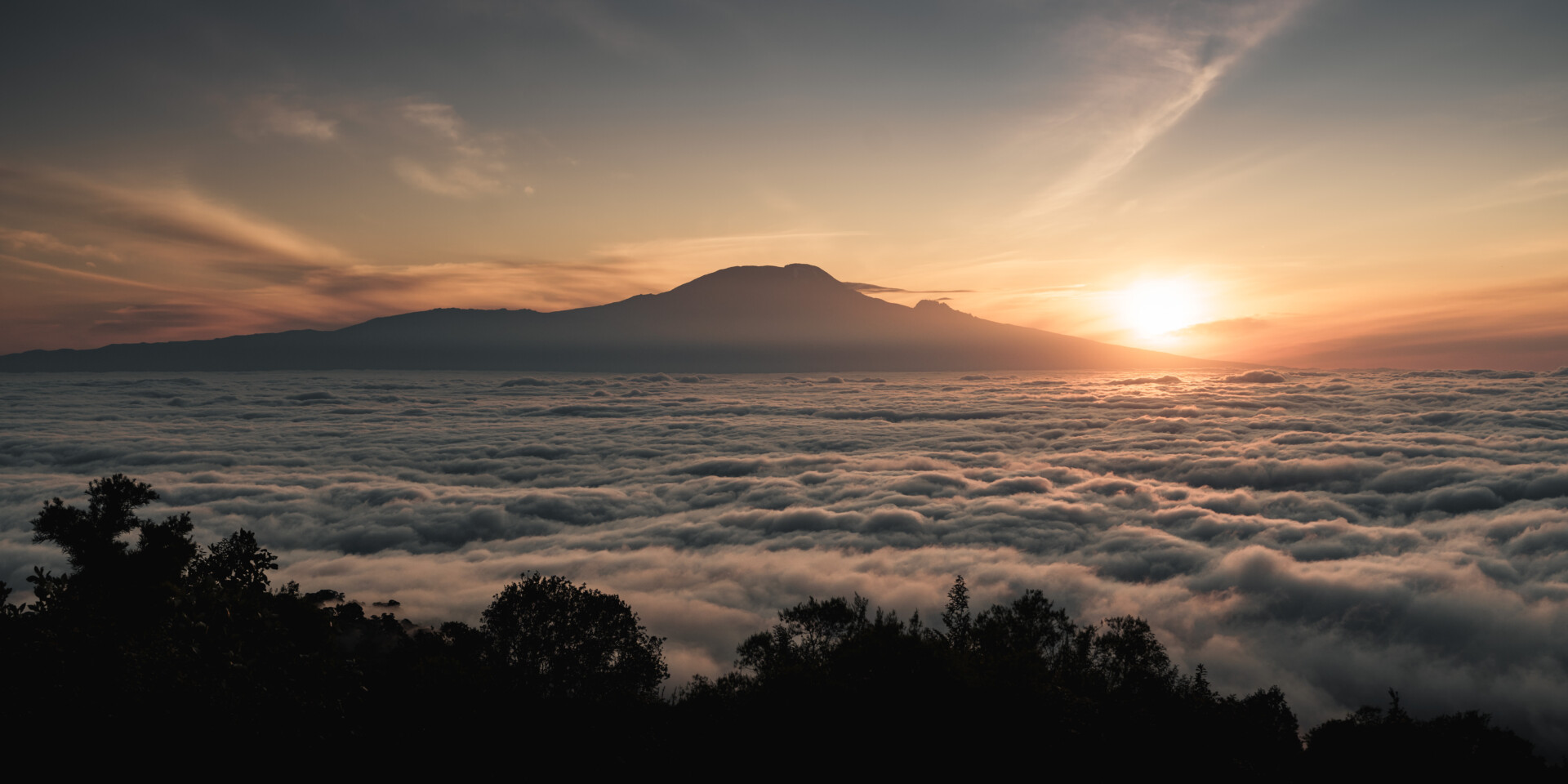 Mount Meru-Sunrise-Overlooking Mt.Kilimanjaro
